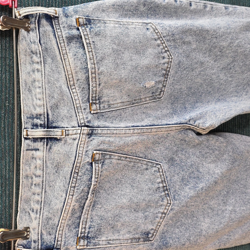 Abercrombie & Fitch 100% Cotton High Rise Mom Jeans - Picture 10 of 16